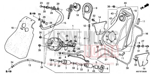 FUEL TANK FJS400D9 de 2009